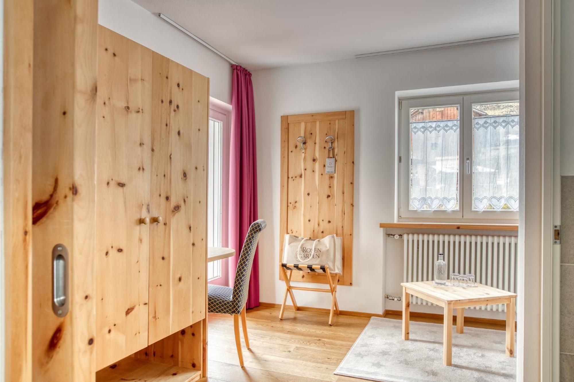 נובה לבנטה Hotel Berghaus Rosengarten מראה חיצוני תמונה